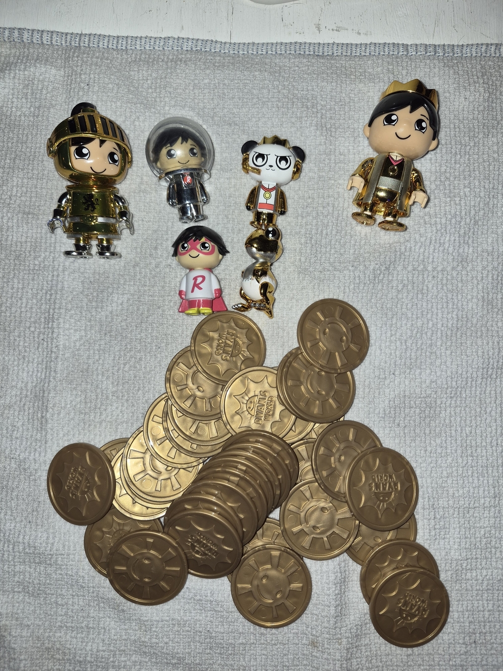 Ryan's World 3-inch collectible figures